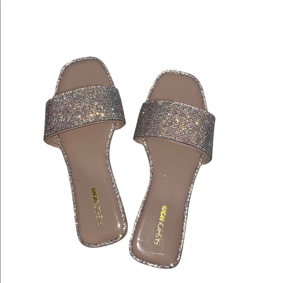 Louis Vuitton Nova Flat Sandals